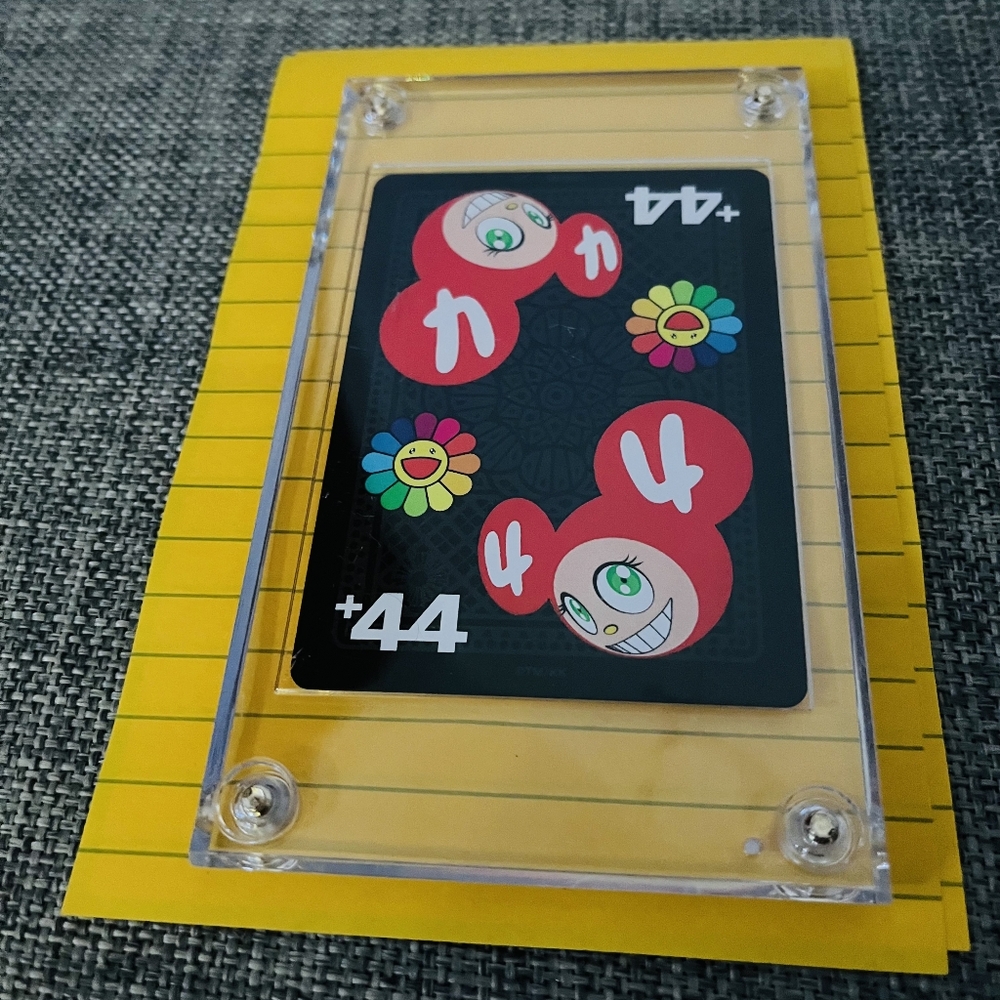 Playing Card with Red Diamond Design - Picture 2 of 2
